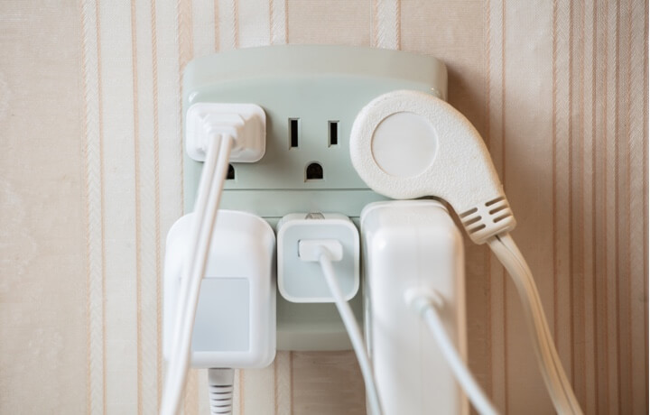 Energy-Saving Outlet